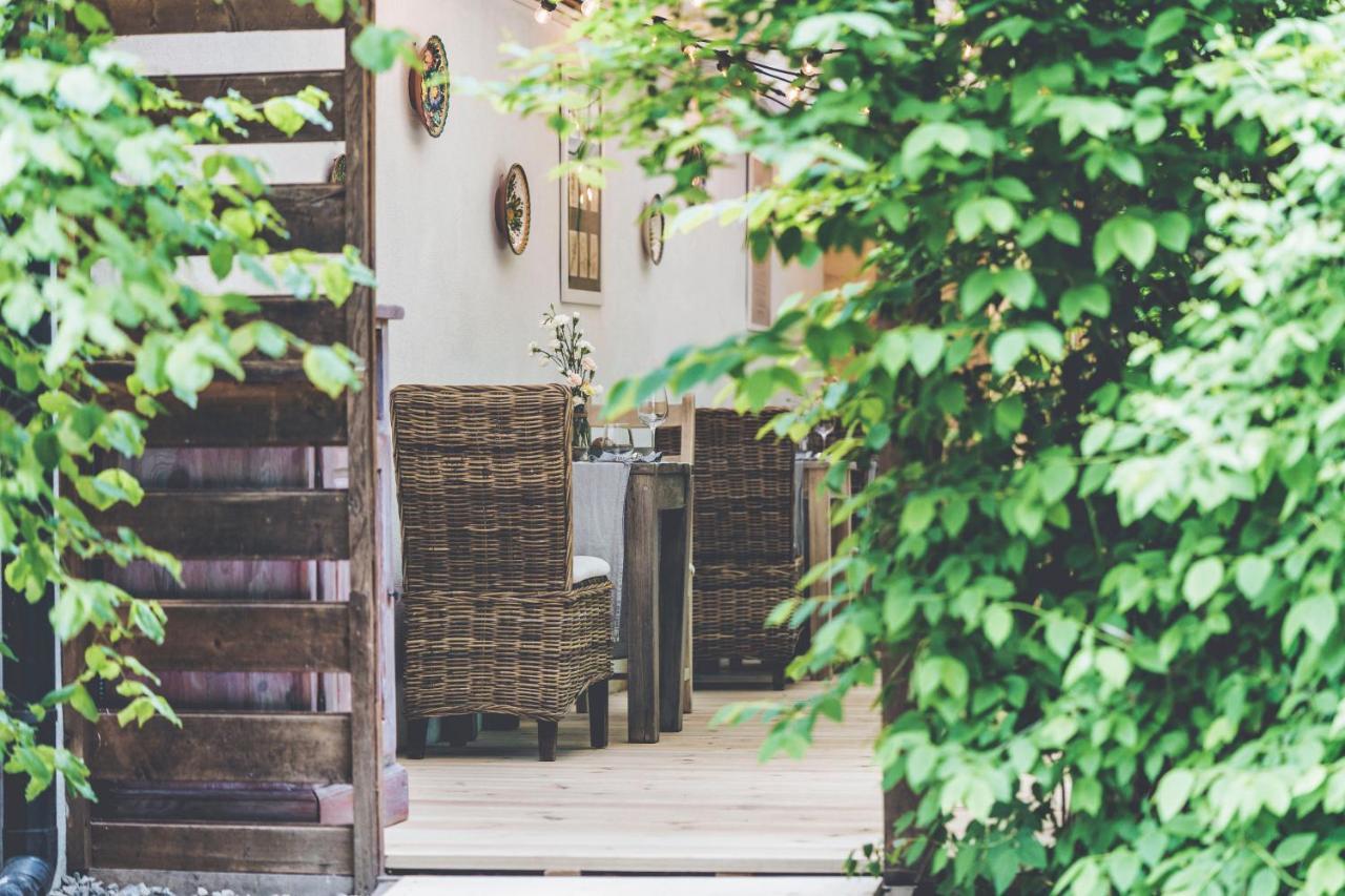 Hotel Lubinowe Wzgorze - Wioska Zdrowia à Nałęczów Extérieur photo