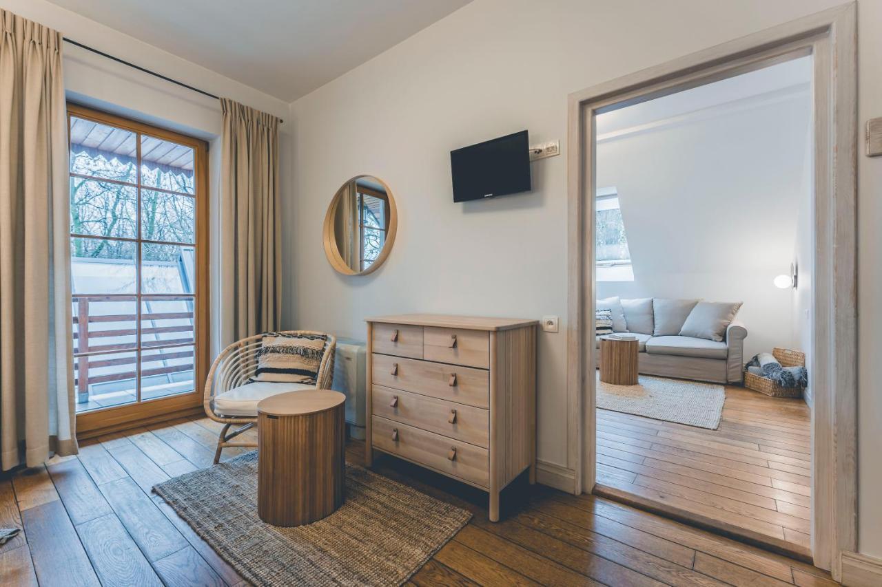 Hotel Lubinowe Wzgorze - Wioska Zdrowia à Nałęczów Extérieur photo
