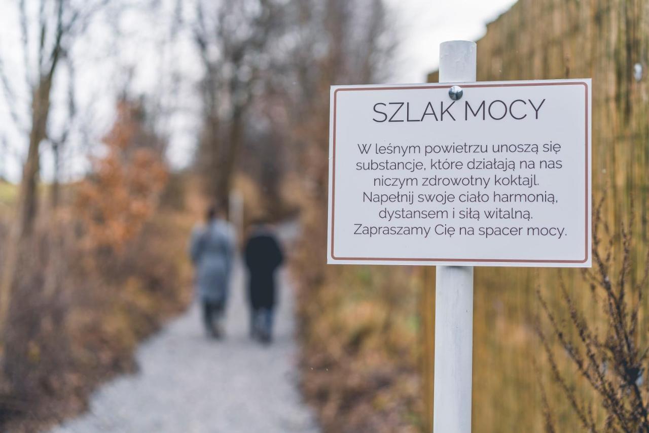 Hotel Lubinowe Wzgorze - Wioska Zdrowia à Nałęczów Extérieur photo