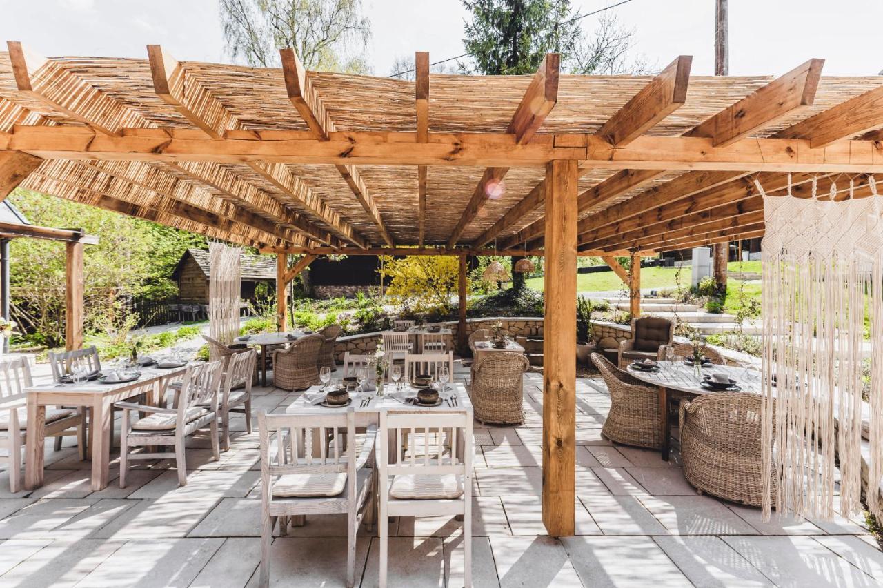 Hotel Lubinowe Wzgorze - Wioska Zdrowia à Nałęczów Extérieur photo