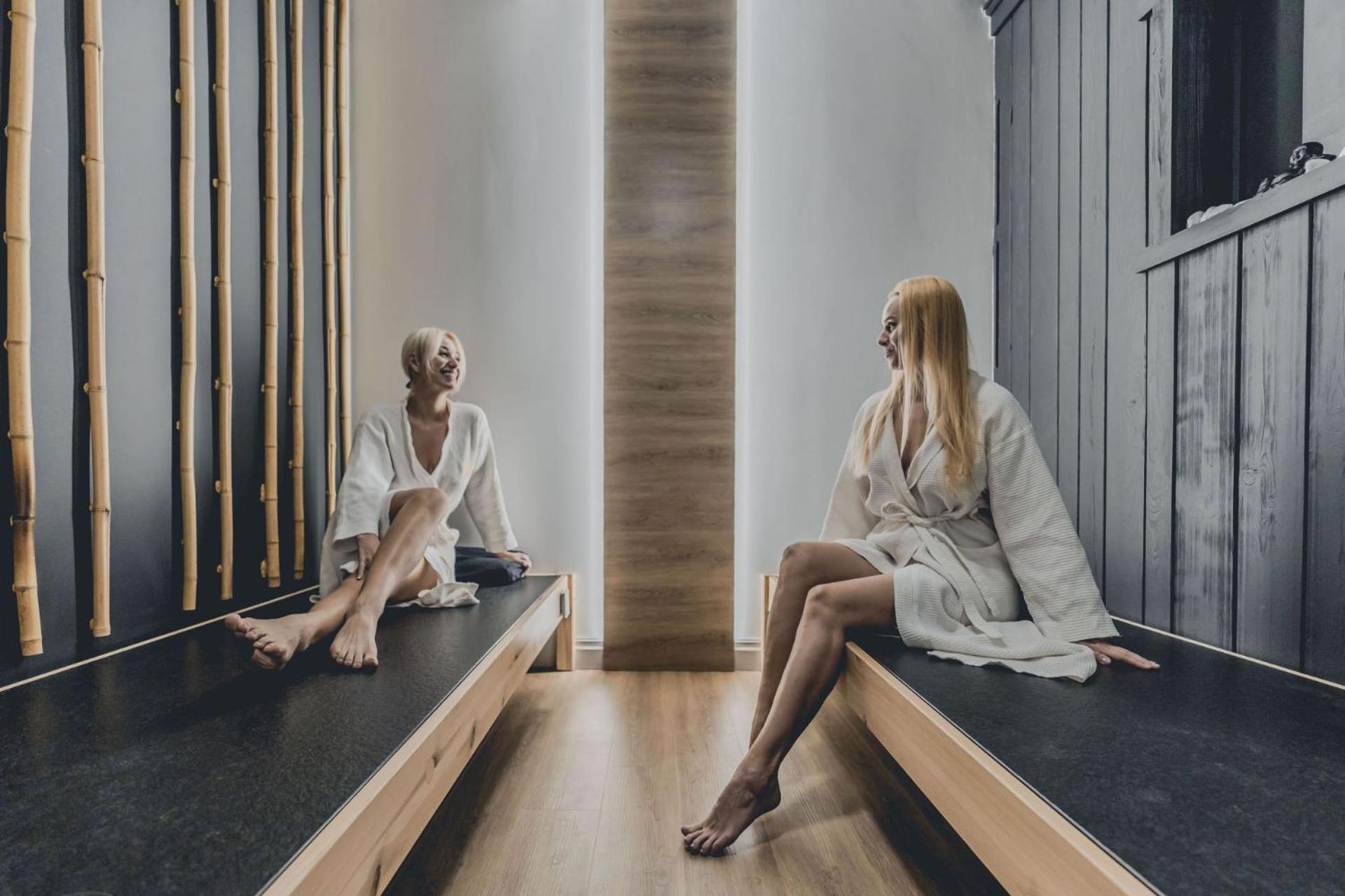 Hotel Lubinowe Wzgorze - Wioska Zdrowia à Nałęczów Extérieur photo