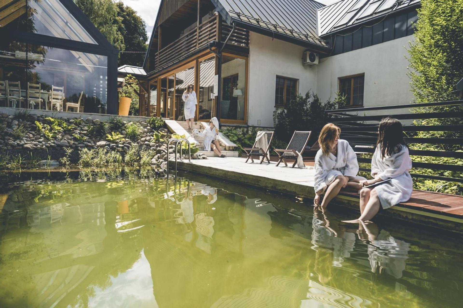Hotel Lubinowe Wzgorze - Wioska Zdrowia à Nałęczów Extérieur photo